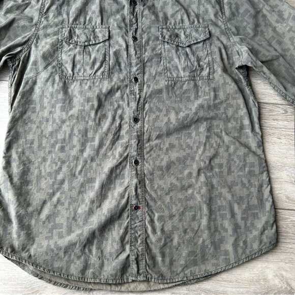 Guess Dillon Military Style Slim  Fit Button Down Shirt - Picture 7 of 13